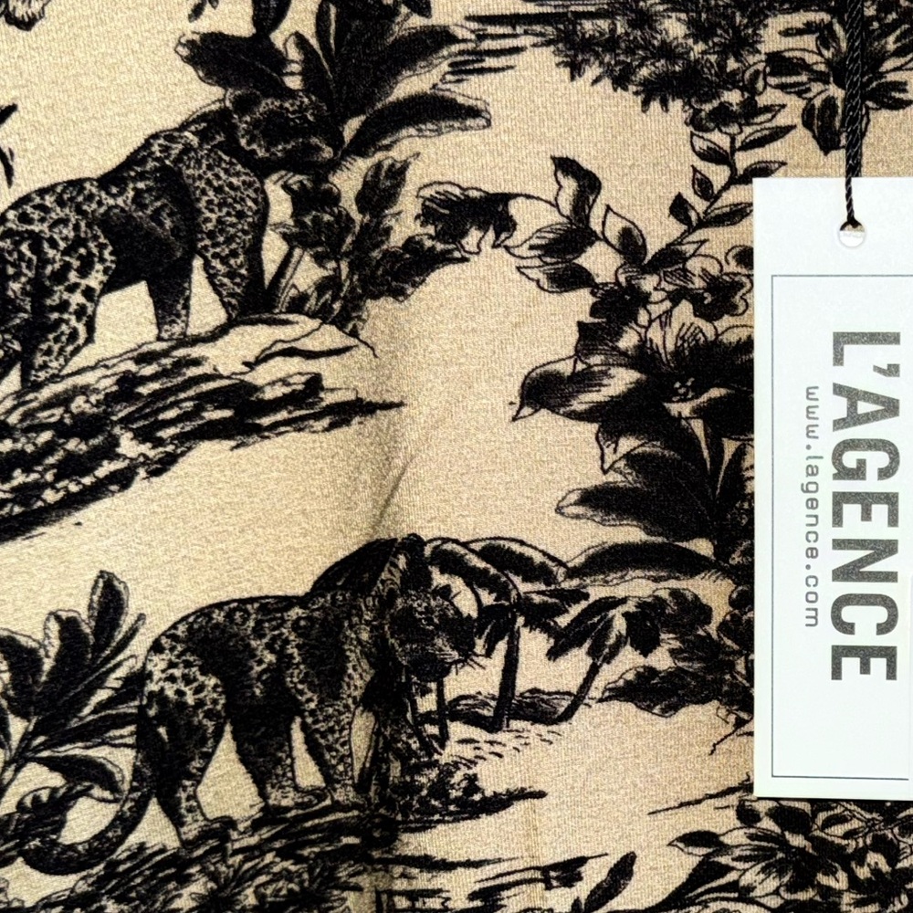 L'AGENCE Safari Ressi Short sleeve Top NWT S - Picture 3 of 5